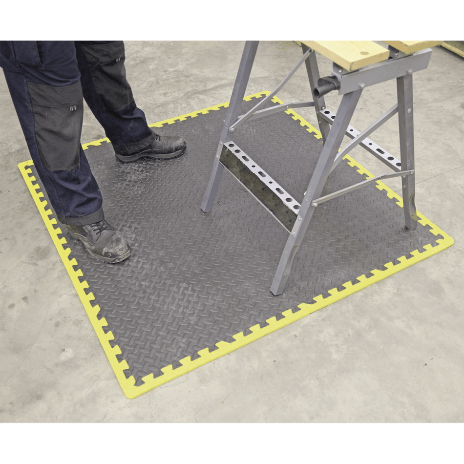 Sealey Interlocking Comfort Workshop Mat Set 1240 x 1825mm with Hi-Vis Edges Model No-MIC1218Y3