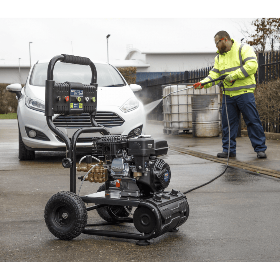 Sealey Pressure Washer 220bar 10ltr/min Self Priming 6.5hp Petrol Model No-PWM2500SP