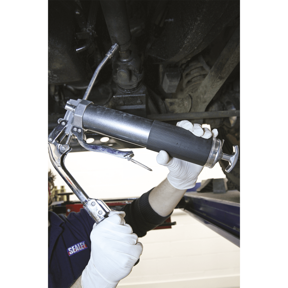 Sealey 2-Way Operating Grease Gun 3-Way Fill Heavy-Duty Model No-AK48