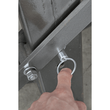 Sealey Single Post Motorcycle Lift 450kg Capacity Model No-MCL500