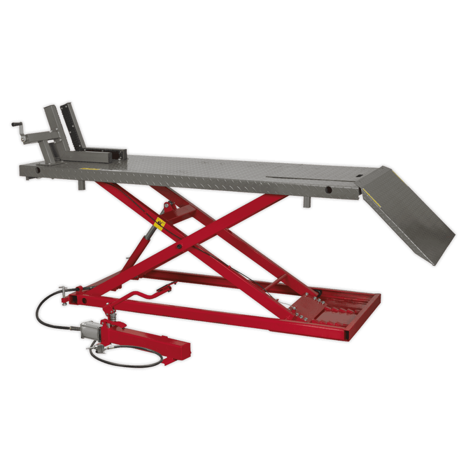 Sealey Motorcycle Lift 680kg Capacity Heavy-Duty Air/Hydraulic Model No- MC680A