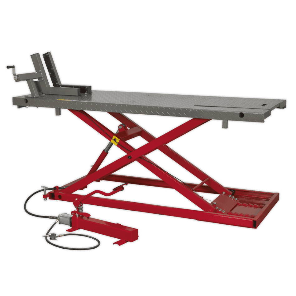 Sealey Motorcycle Lift 680kg Capacity Heavy-Duty Air/Hydraulic Model No- MC680A