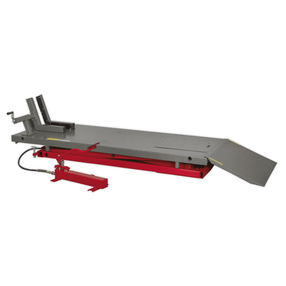 Sealey Motorcycle Lift 680kg Capacity Heavy-Duty Air/Hydraulic Model No- MC680A