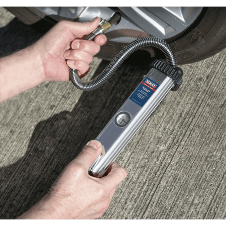 Sealey Tyre Inflator with Clip-On Connector Model No-20402