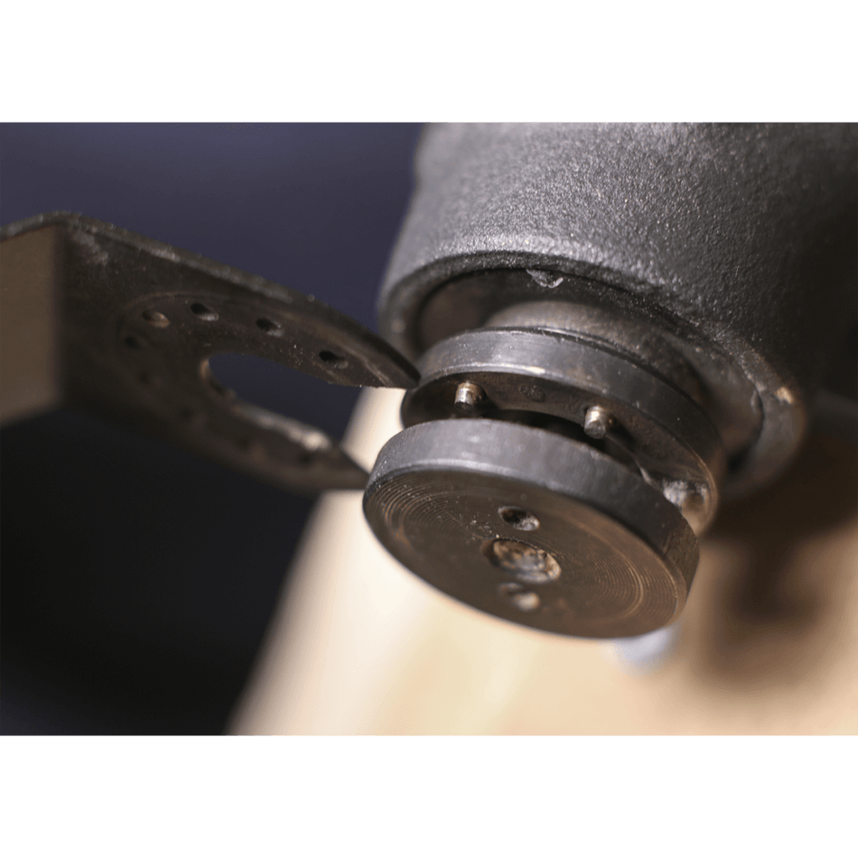 Oscillating Multi-Tool 300W/230V Quick Change : Model No.SMT300Q