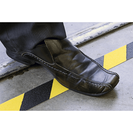 Anti-Slip Tape Self-Adhesive Black Yellow 50mm x 18mtr : Model No.ANTBY18