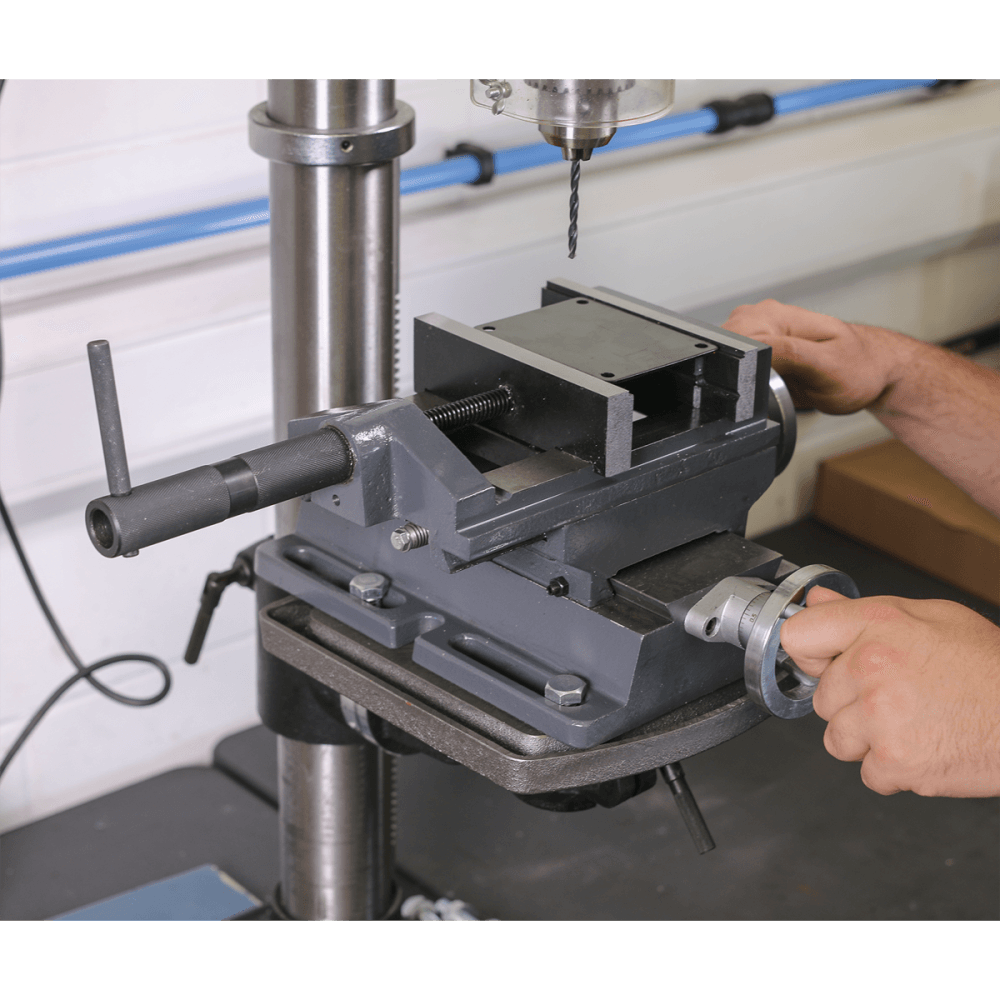 Cross Vice 150mm Professional : Model No.CV6P