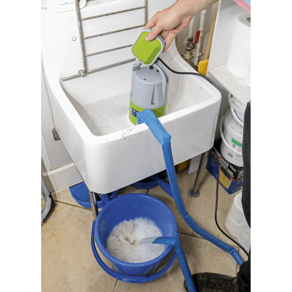 Submersible Clean & Dirty Water Pump Automatic 217ltr/min 230V : Model No.WPCD215
