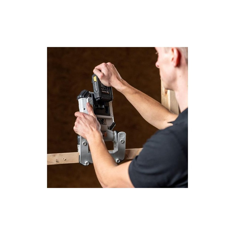 Batavia MAXXPACK LED Work Light 18V Bare Unit-BAT7064212