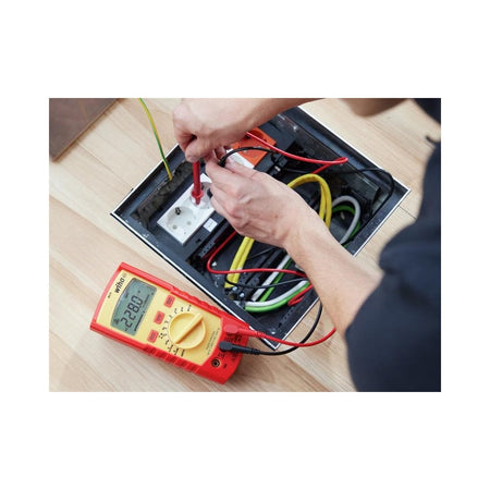 Wiha Digital Multimeter 1,000 V AC, CAT IV-WHA45215