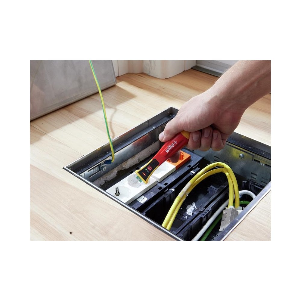 Wiha Non-contact Voltage Detector 90-1000V AC-WHA43798