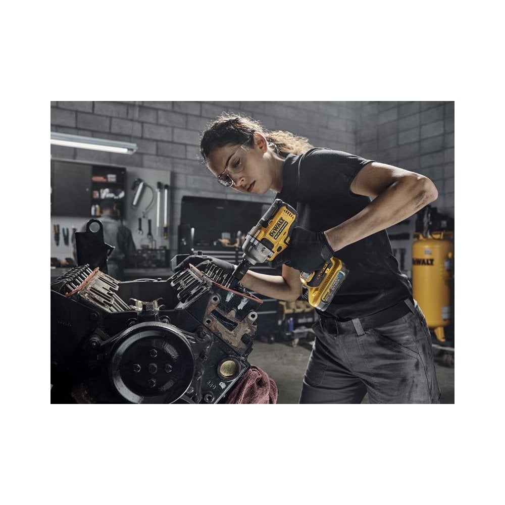 DEWALT DCF891H2T XR BL 1/2in HR Anvil Impact Wrench 18V 2 x 5.0Ah POWERSTACK™ Li-ion-DEWDCF891H2T