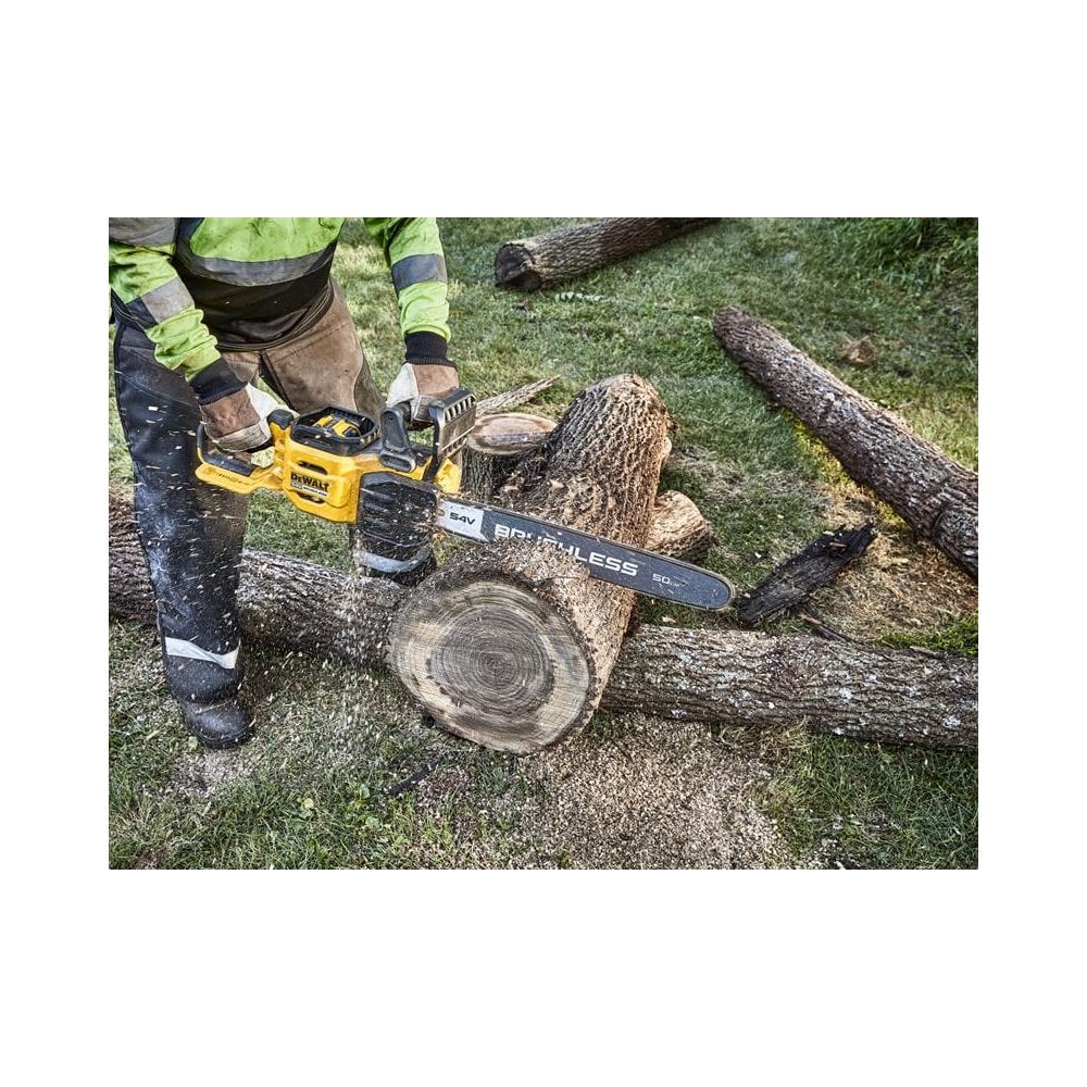 DEWALT DCMCS575X XR FlexVolt Chainsaw 50cm Bar 54V 1 x 3.0Ah Li-ion-DEWDCMCS575X
