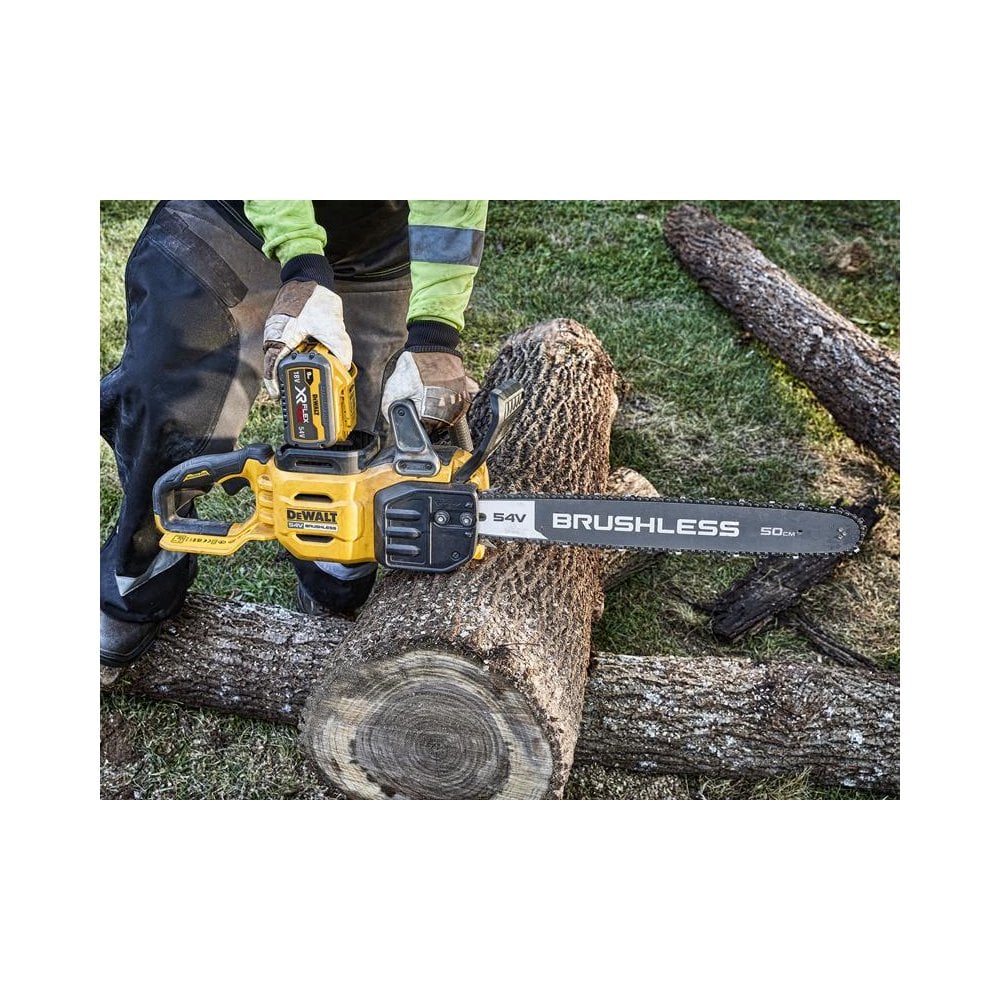 DEWALT DCMCS575X XR FlexVolt Chainsaw 50cm Bar 54V 1 x 3.0Ah Li-ion-DEWDCMCS575X