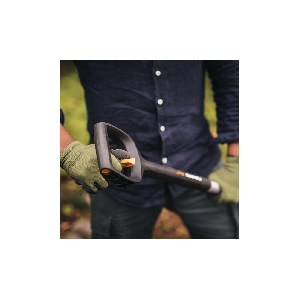 Fiskars Xact™ Telescopic Pointed Spade-FSK1066732