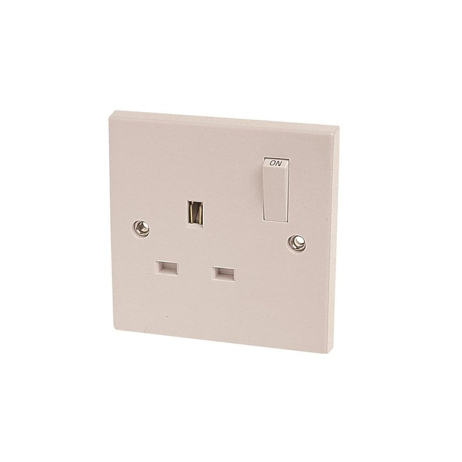 Dencon Switched Socket 1-Gang 13A