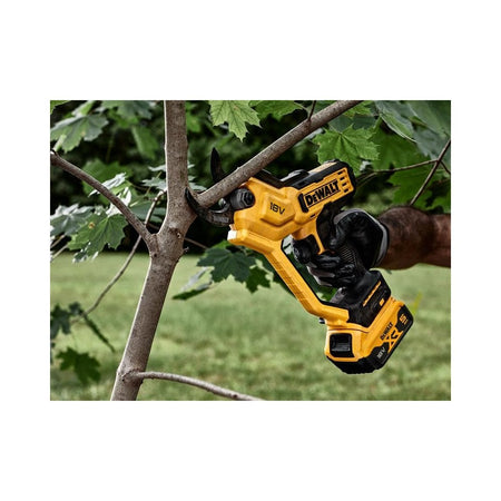 DeWALT Power Tools DCMPP568P1 XR Pruner 18V 1 x 5.0Ah Li-ion