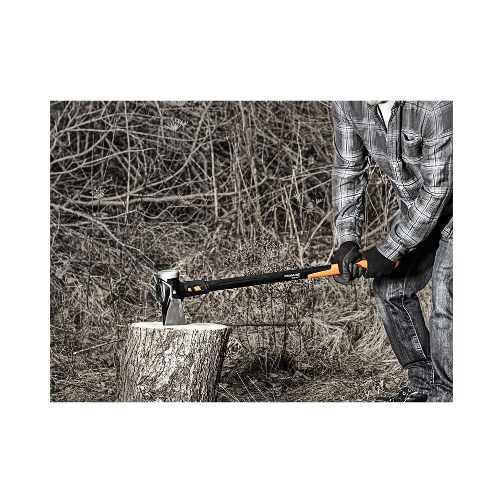 Fiskars IsoCore Builder's Axe