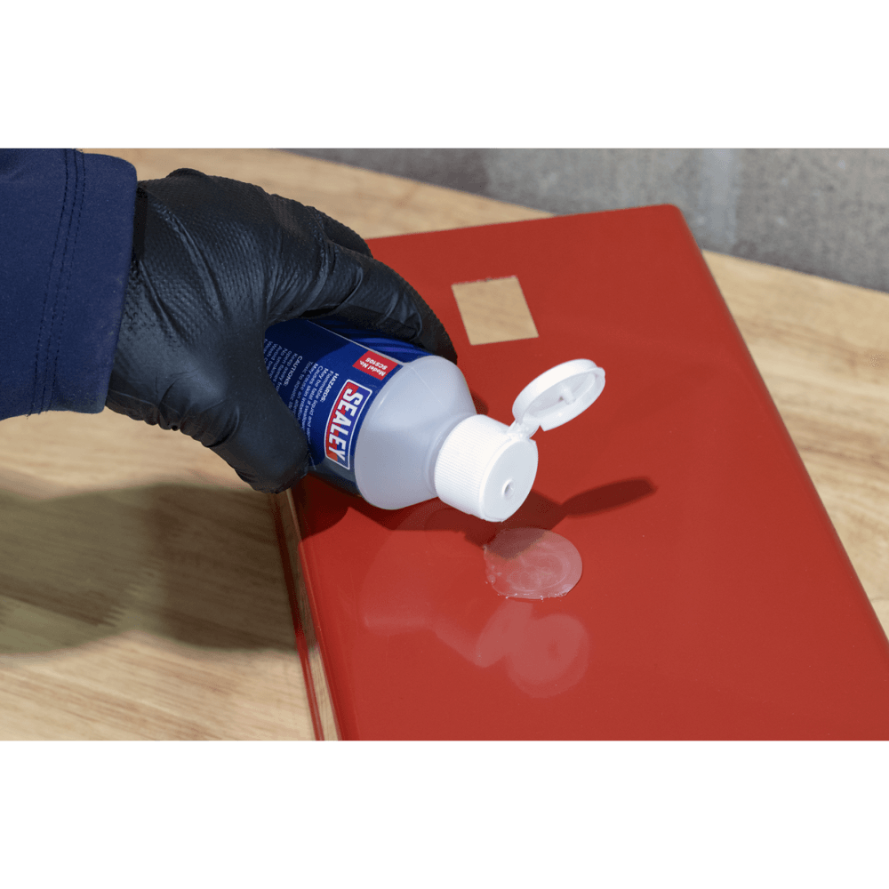 Glue Removal Fluid 200ml Model No- SCS105