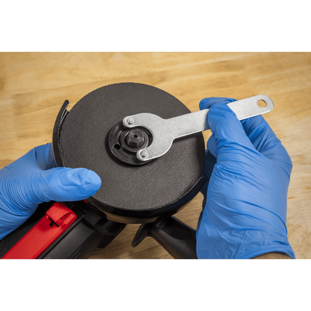 115mm Angle Grinder 750W/230V Model No- SG115E