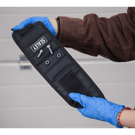 Magnetic Wristband Model No- APMWB