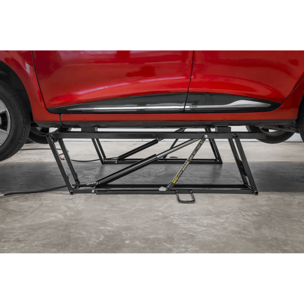 Portable Car Lift 2.25 Tonne Model No- CLM2250