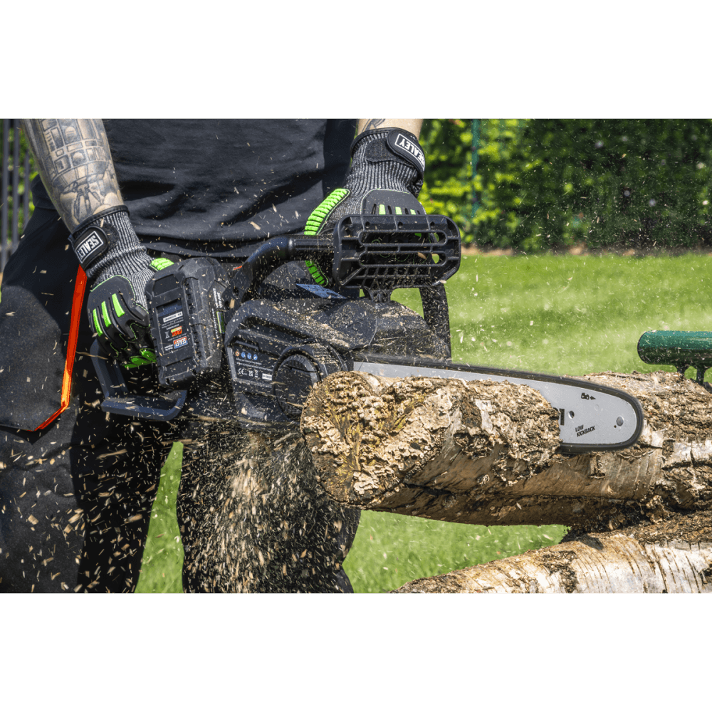 SV20 Series 35cm Chainsaw 40V - Body Only Model No- CP40VCS