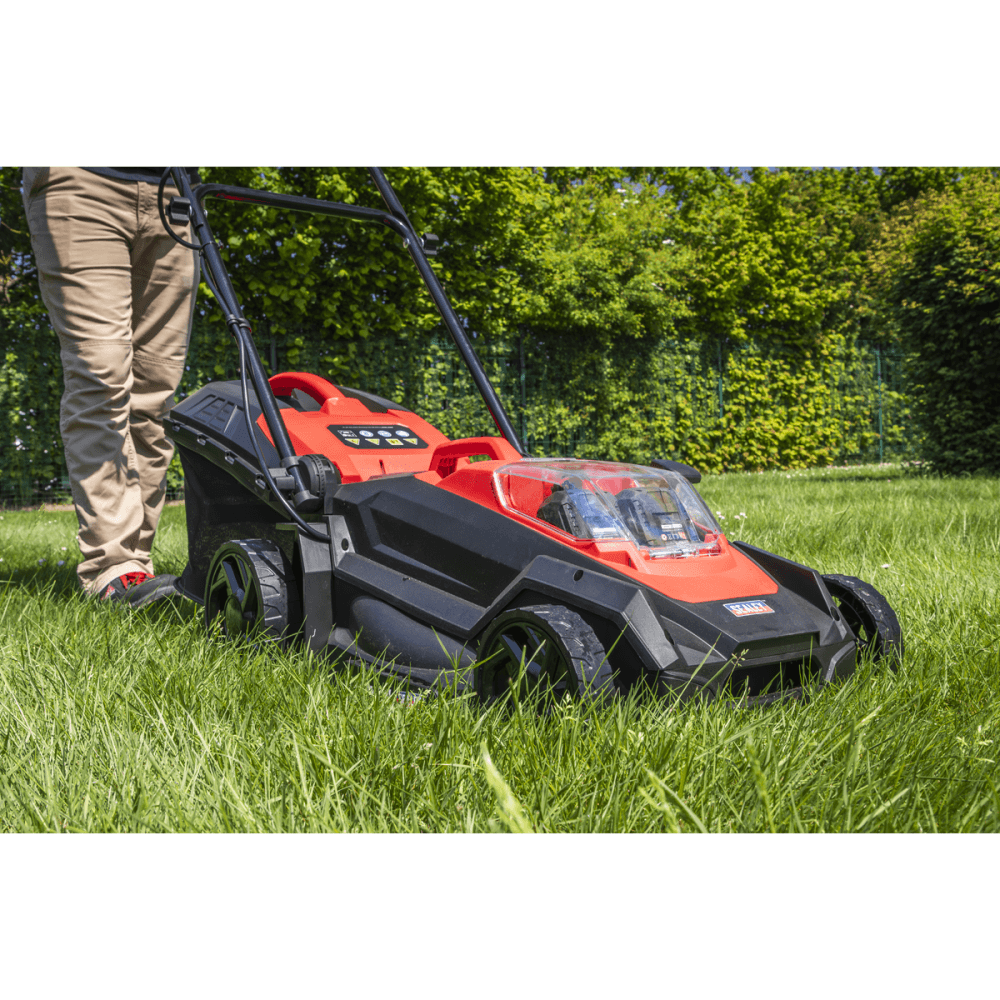 Cordless Lawn Mower Kit 40V 4Ah SV20 Series 40cm Model No- CP40VLMKIT