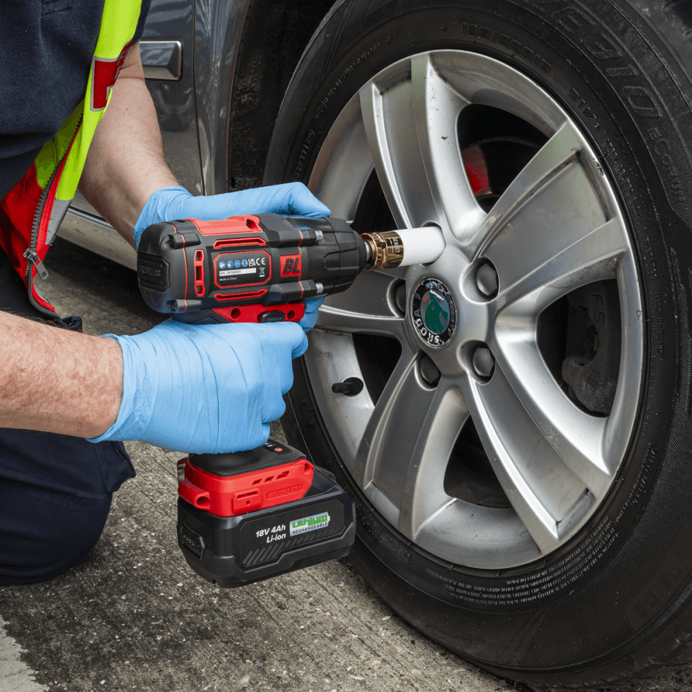 1/2"Sq Drive Cordless Brushless Impact Wrench 18V 4Ah Model No- CP650LI