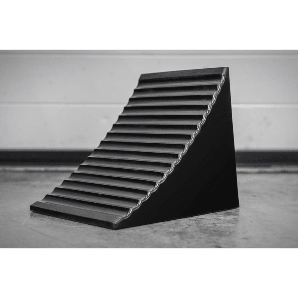 Heavy-Duty Rubber Wheel Chock - Single : Model No- CWC01