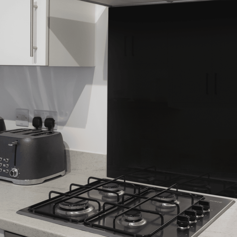 Baridi Splashback for Cooker Hoods 60 x 75cm - Black Model No- DH194