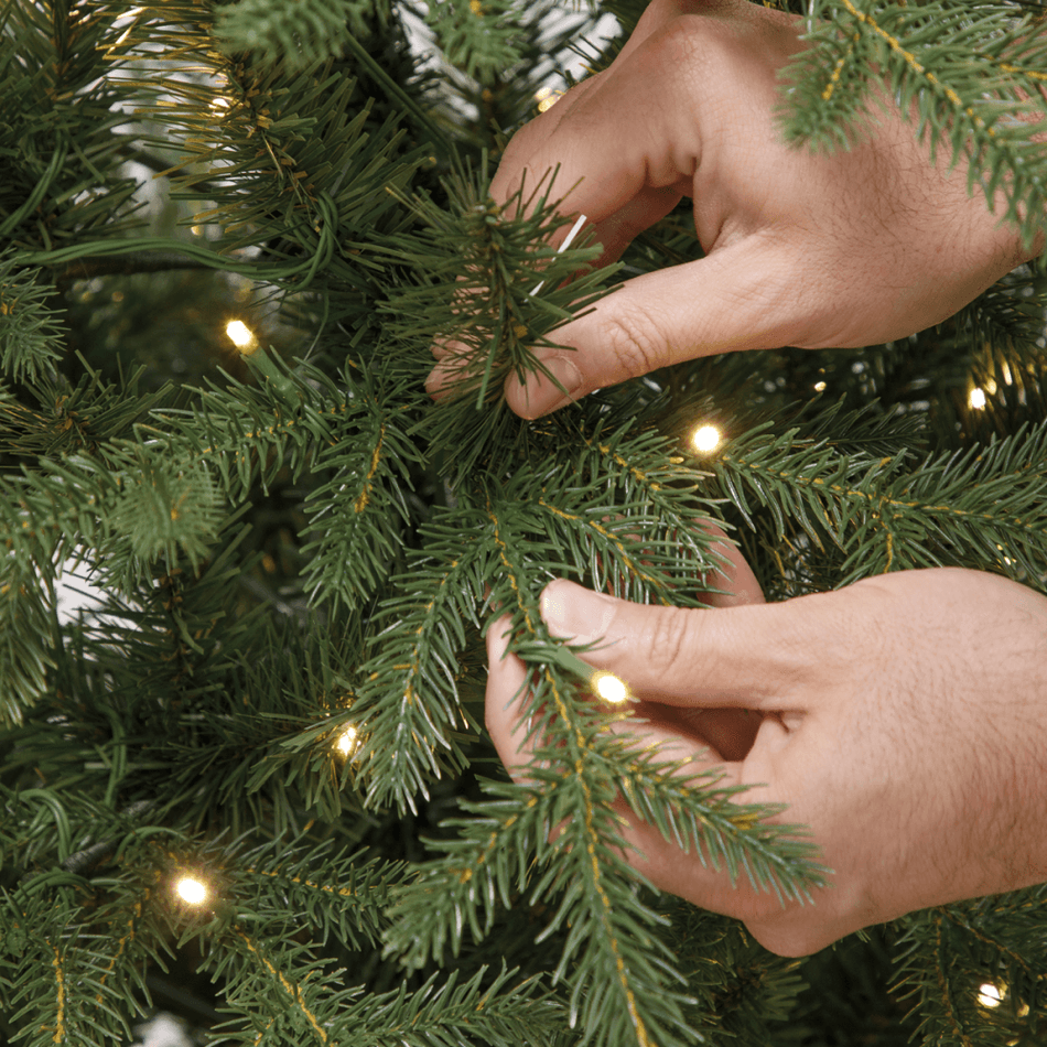 Dellonda Pre-Lit Hinged Christmas Tree with 350 Warm White LED Lights 7ft(210cm) Model No- DH82