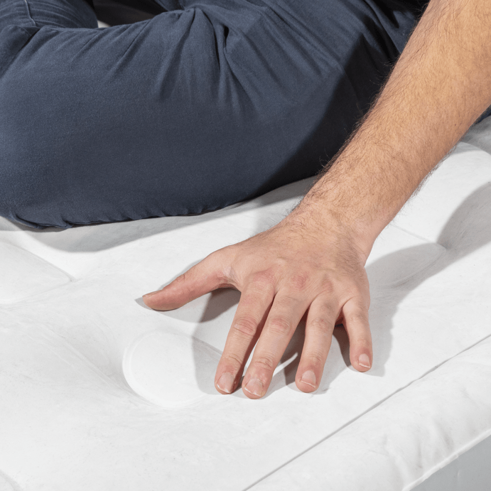 Dellonda Raised Air Bed with Removable Electric Pump & Storage Bag - Single Model No- DL144