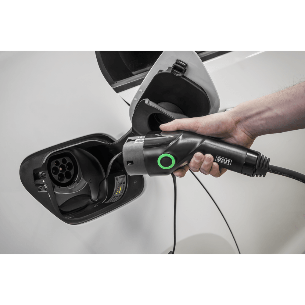 Adjustable (3.5kW) Type 2 to UK 3-Pin Plug Portable EV Charger - 5m Cable Model No- EVAC2