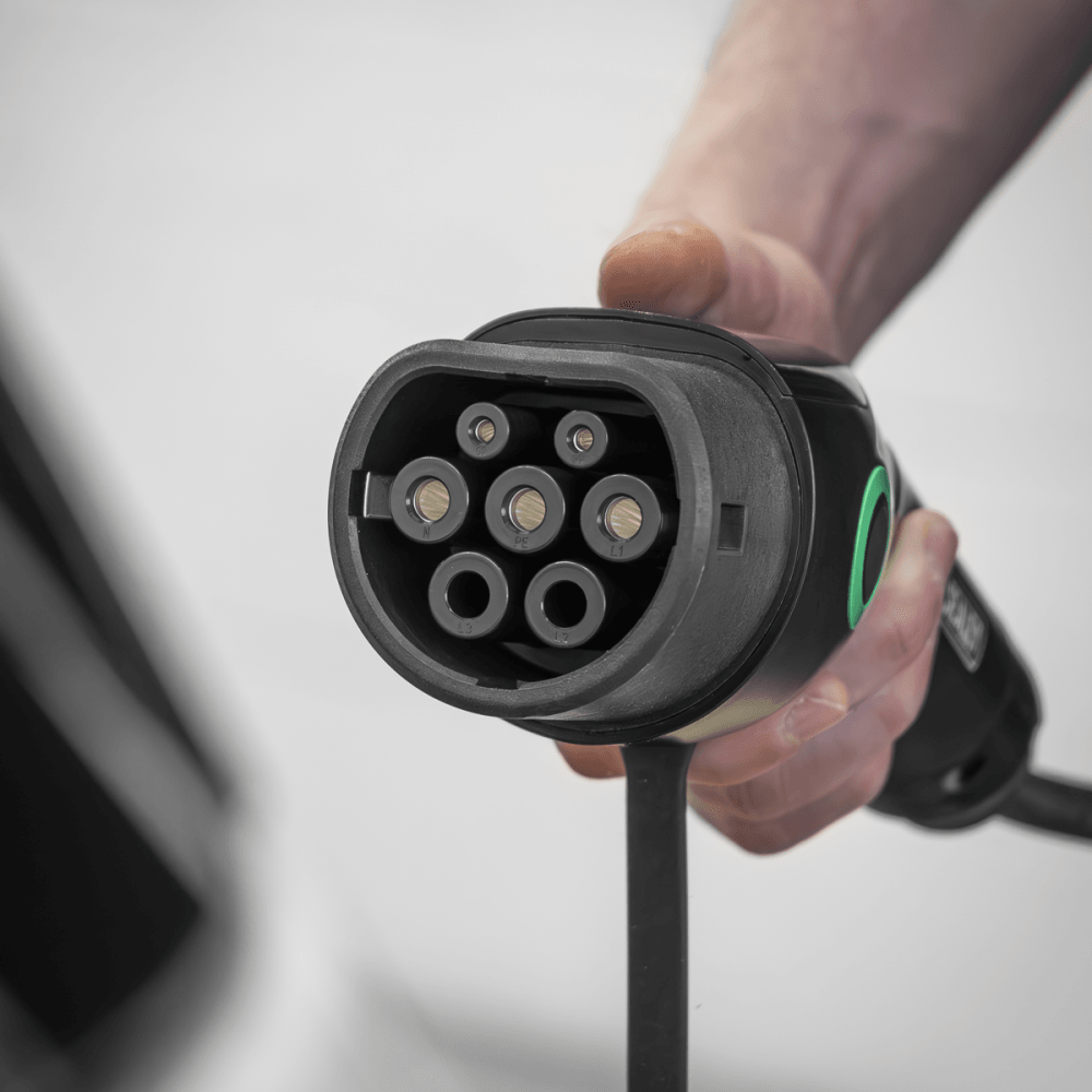 Adjustable (3.5kW) Type 2 to UK 3-Pin Plug Portable EV Charger - 5m Cable Model No- EVAC2