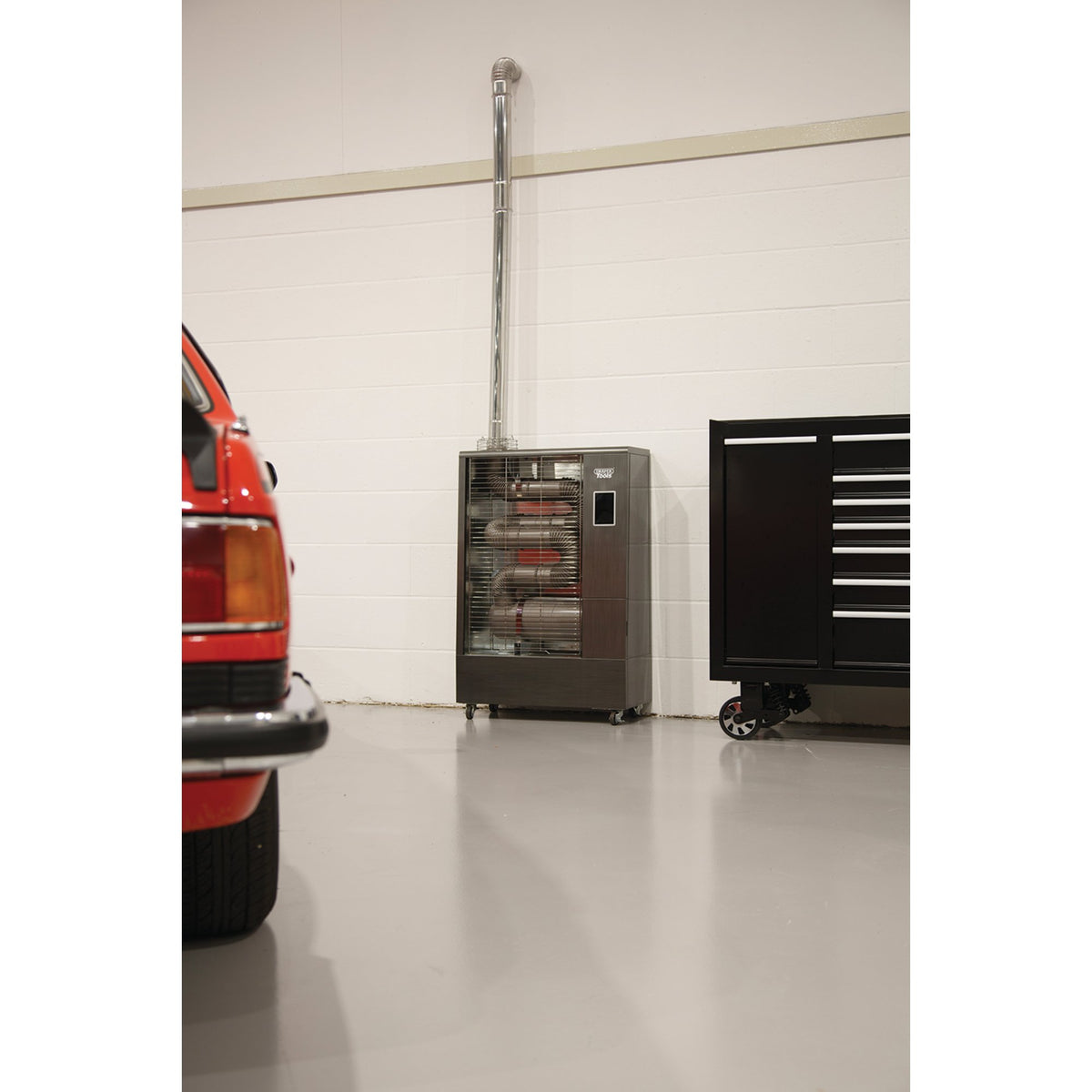 230V Far Infrared Diesel Heater with Flue Kit, 40,000 BTU/11.6kW: Model No. DSH400/FLUE