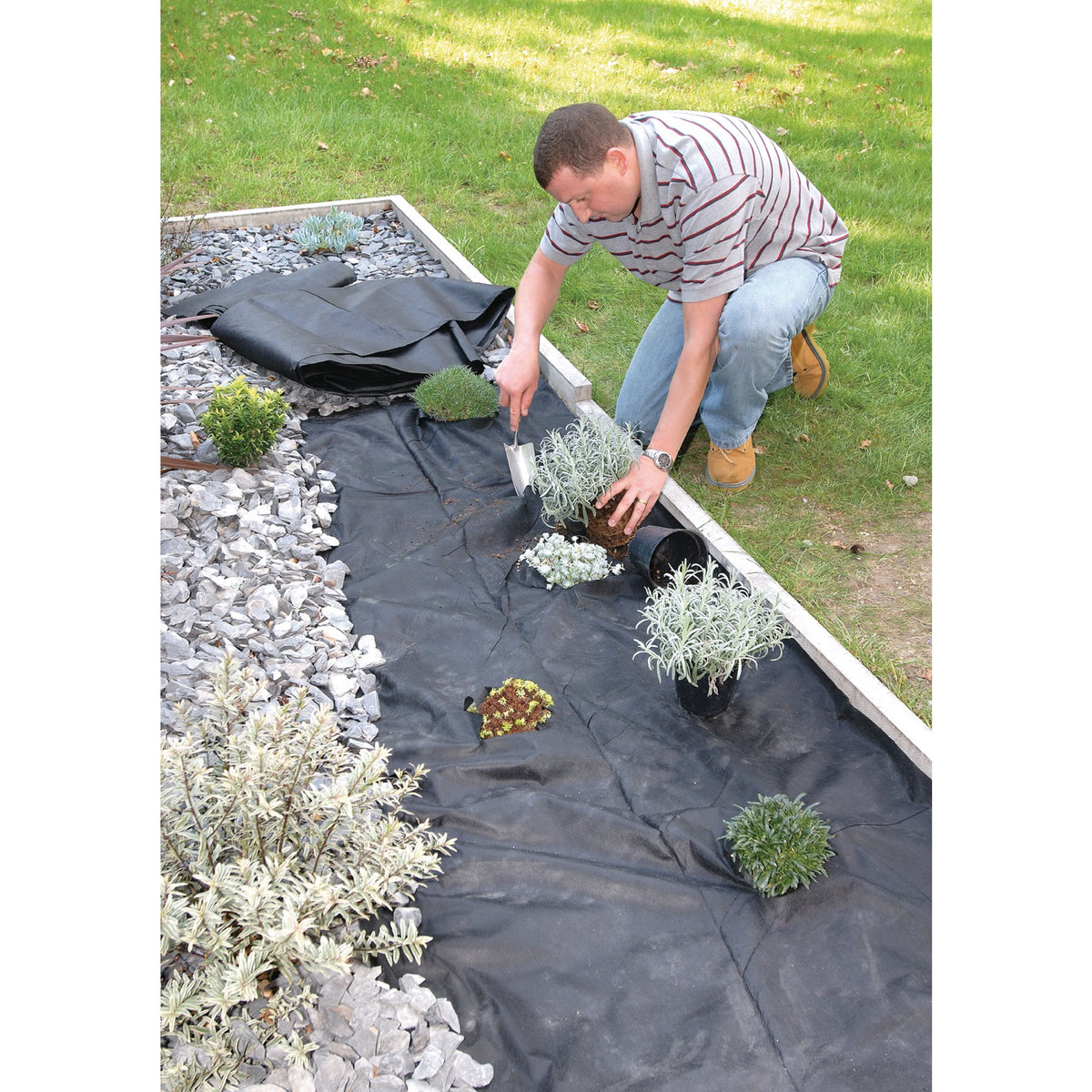 DRAPER Weed Control Matting - 20M x 1M: Model No.WG20