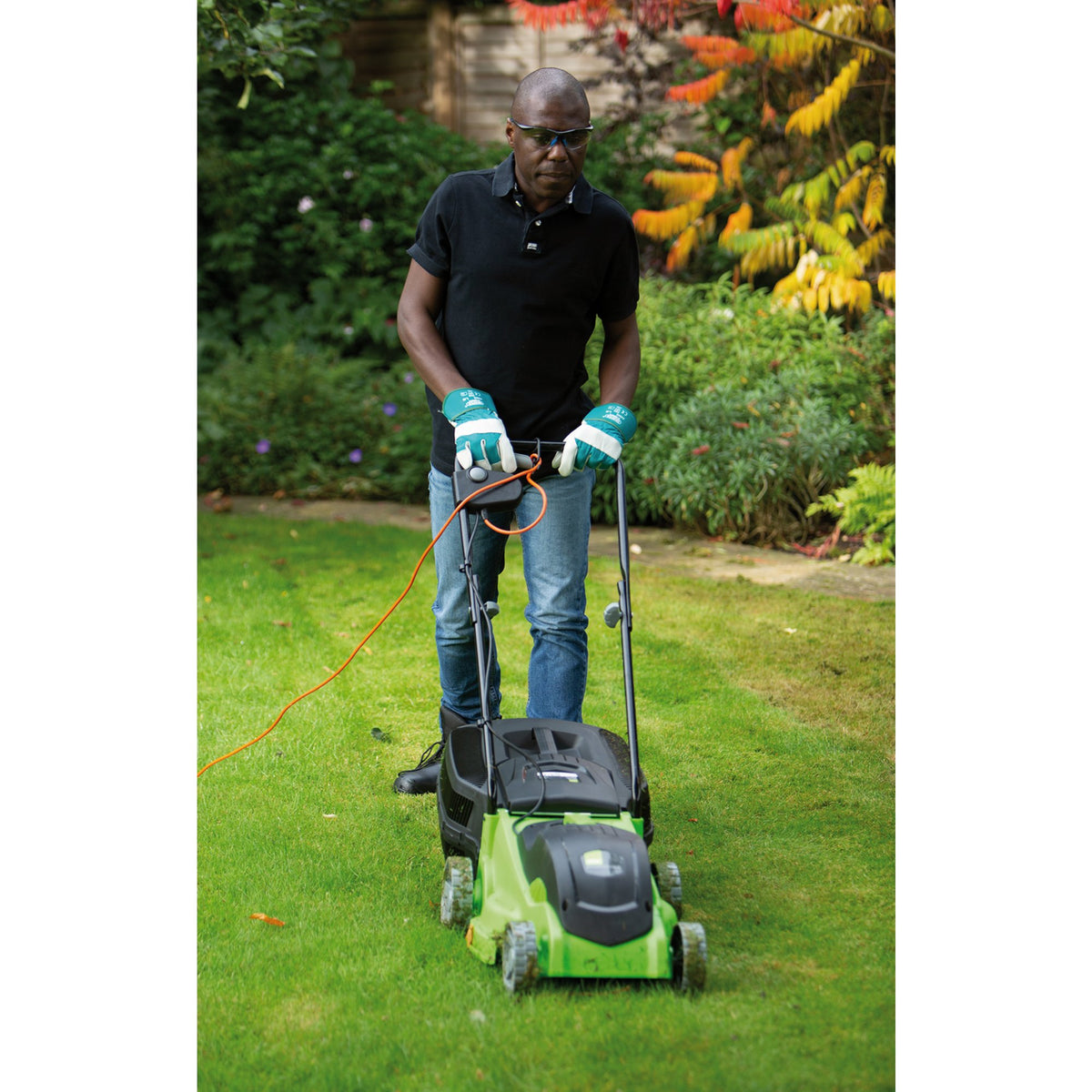 Draper Storm Force 230V Lawn Mower, 380mm: Model No. GLM1400/380