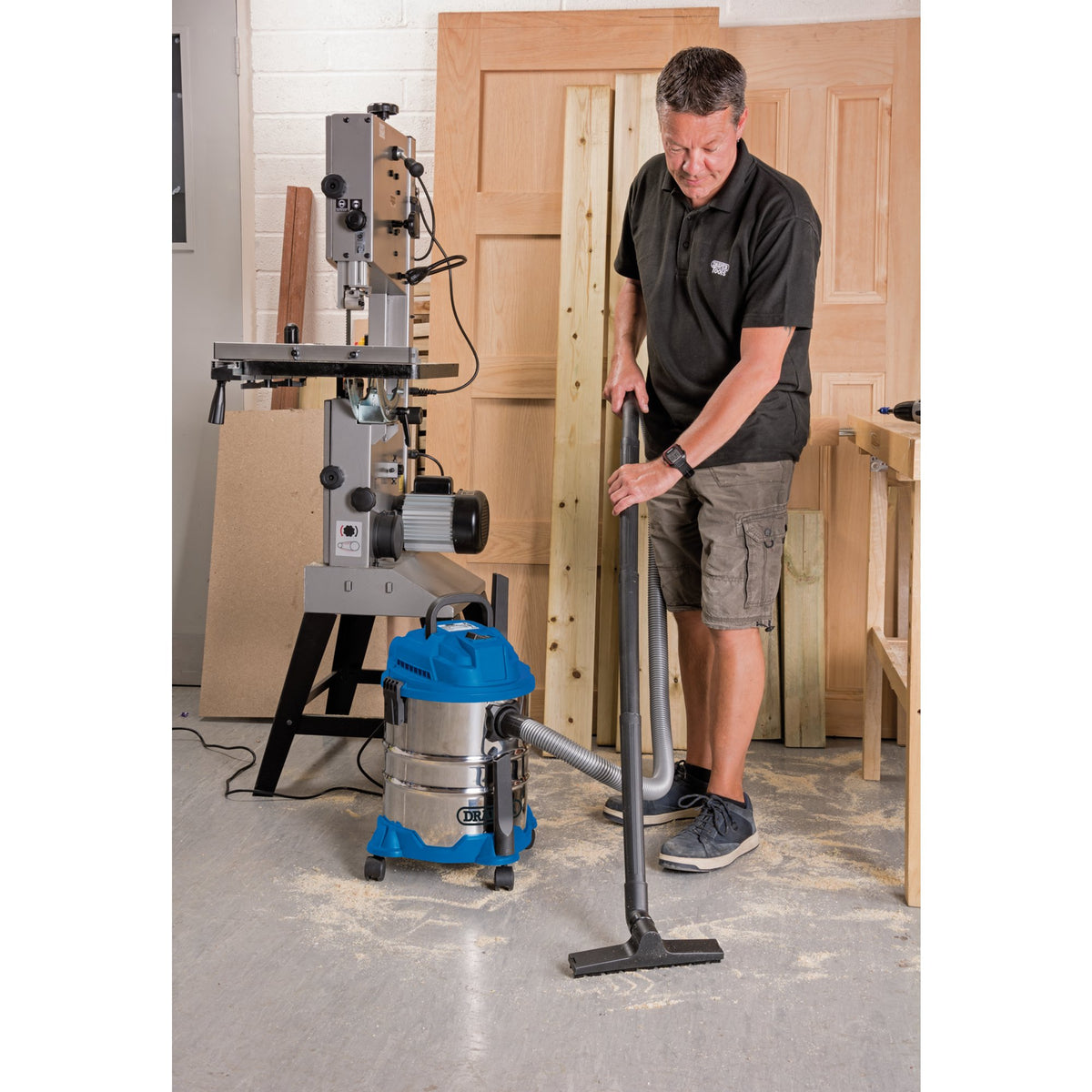 DRAPER 20L 1250W 230V Wet and Dry Vacuum Cleaner with Stainless Steel Tank: Model No. WDV20BSS