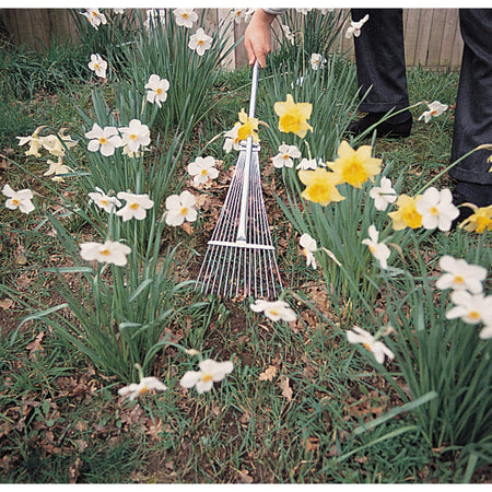 DRAPER 190mm to 570mm Spread Adjustable Lawn Rake: Model No.3083