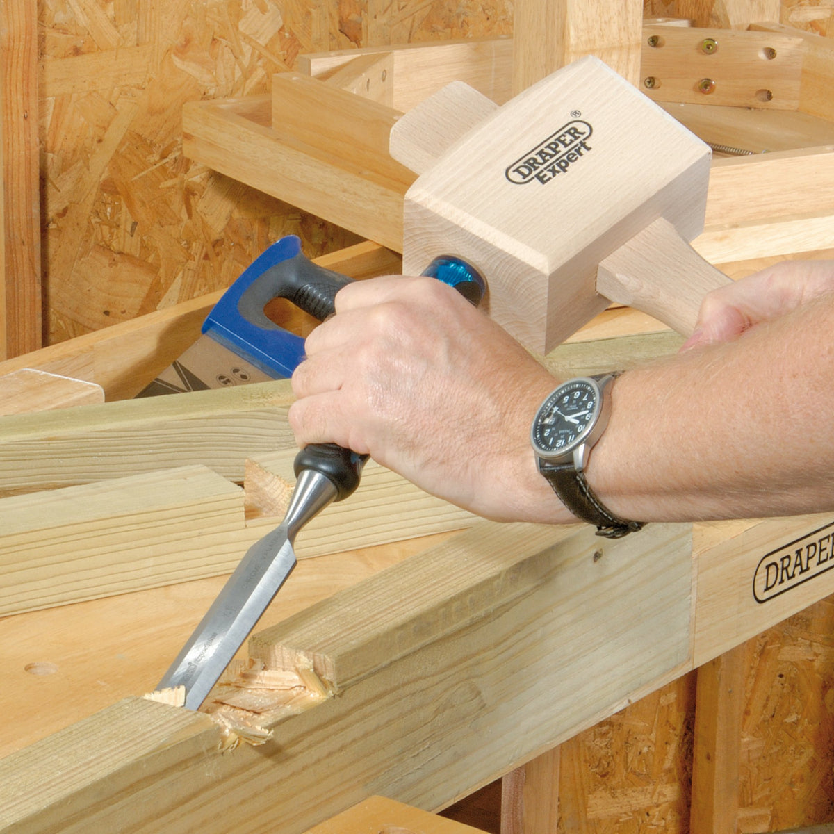 Draper Expert Plus 25mm Soft Grip 'Pound Thru' Bevel Edge Wood - Model No. DEPTWD