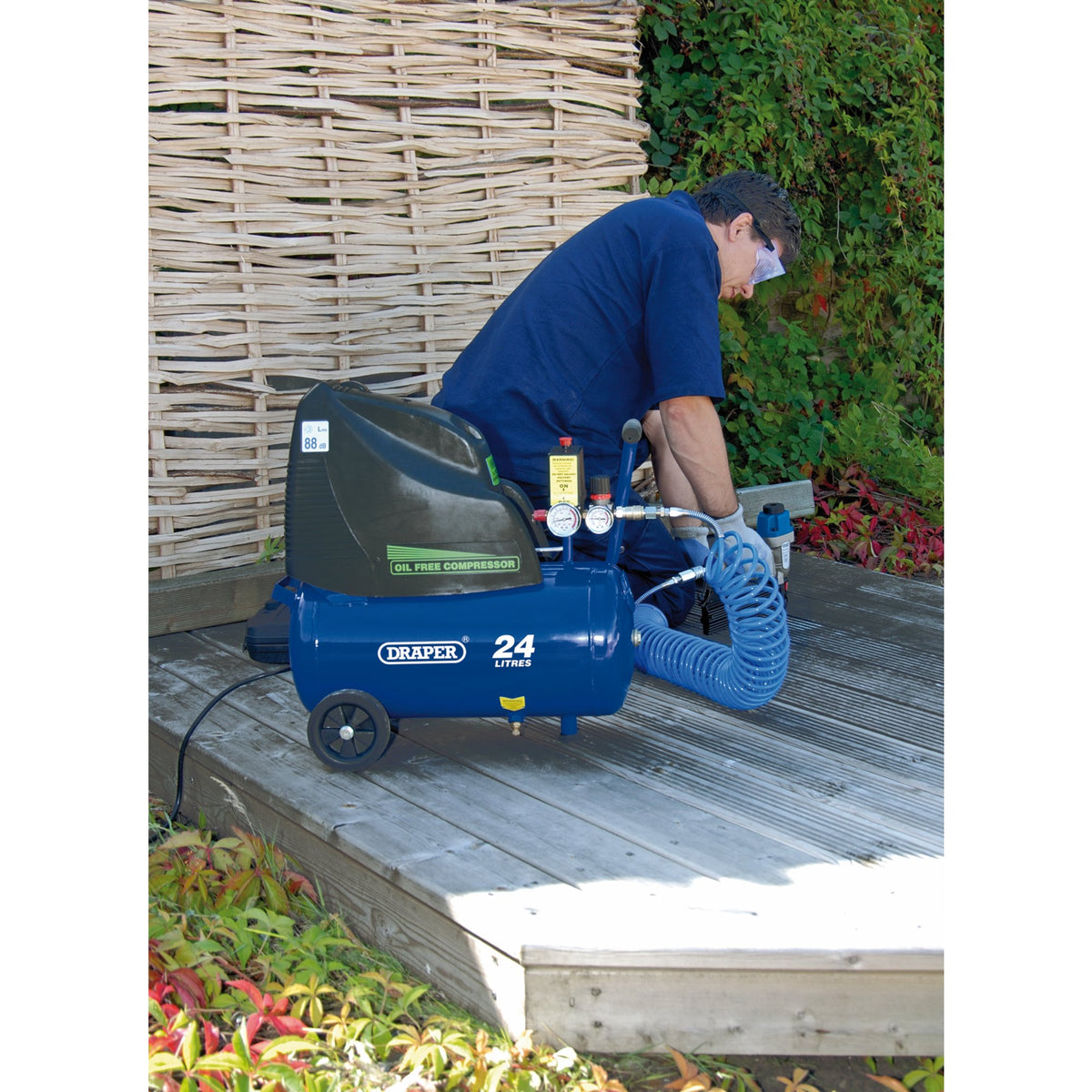 DRAPER 24L 230V 1.1kW (1.5hp) Oil-Free Air Compressor: Model No.DA25/169