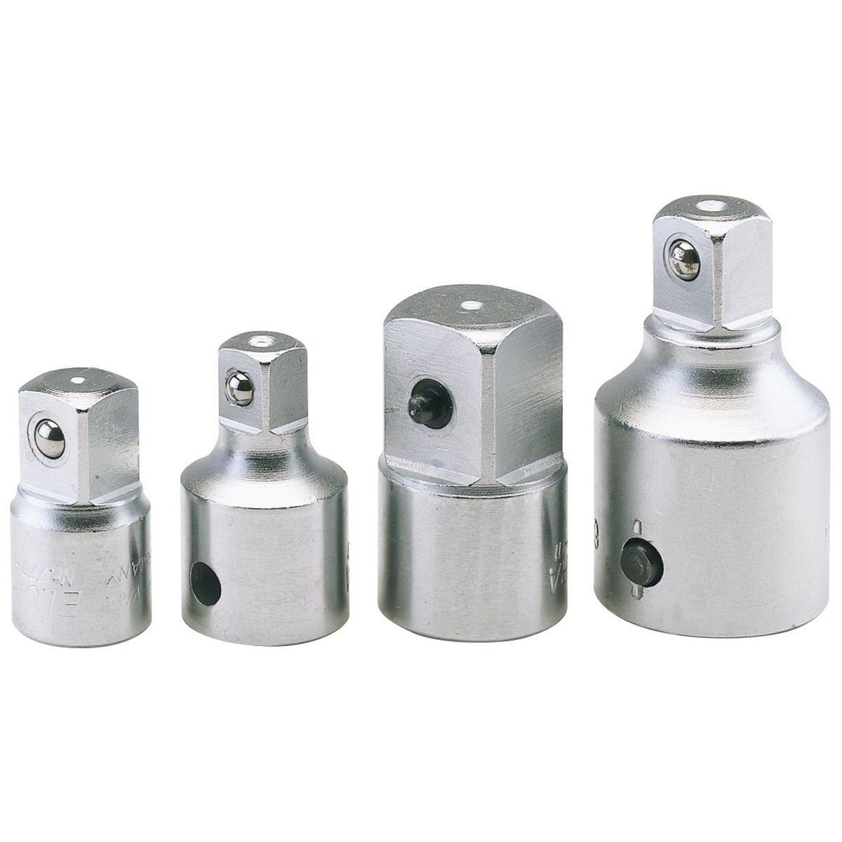 3/8in.(F) x 1/2in.(M) Socket Converter: Model No.770-L14