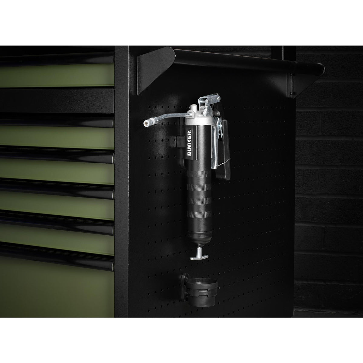 BUNKER Magnetic Grease Gun Holder and Drip Tray