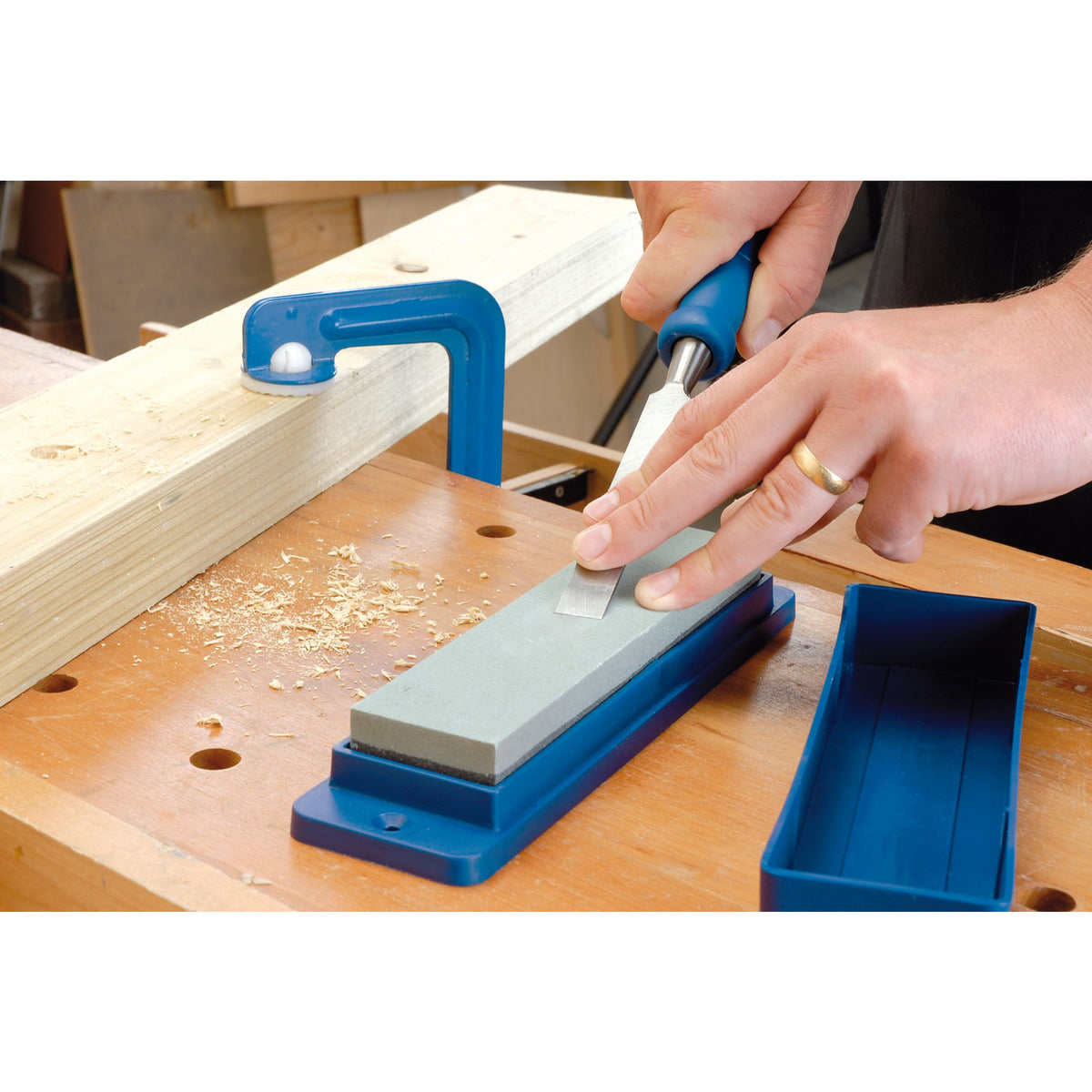 DRAPER 200 x 50 x 25mm Silicone Carbide Sharpening Stone with Box: Model No.1008/45A