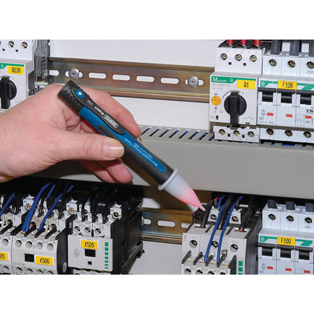 DRAPER Expert Cat III 1000V Non Contact Voltage Tester: Model No.VS4