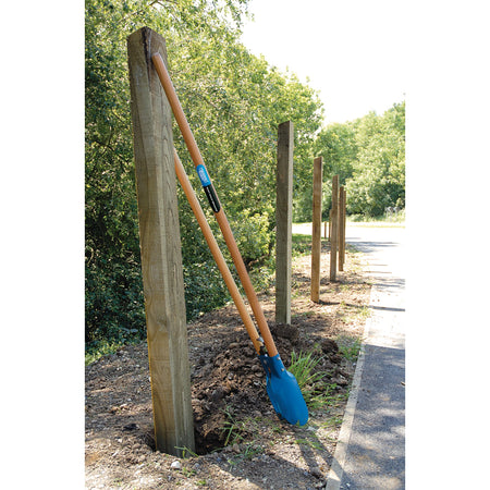 Post Hole Digger with Hardwood Handles: Model No. PHD1