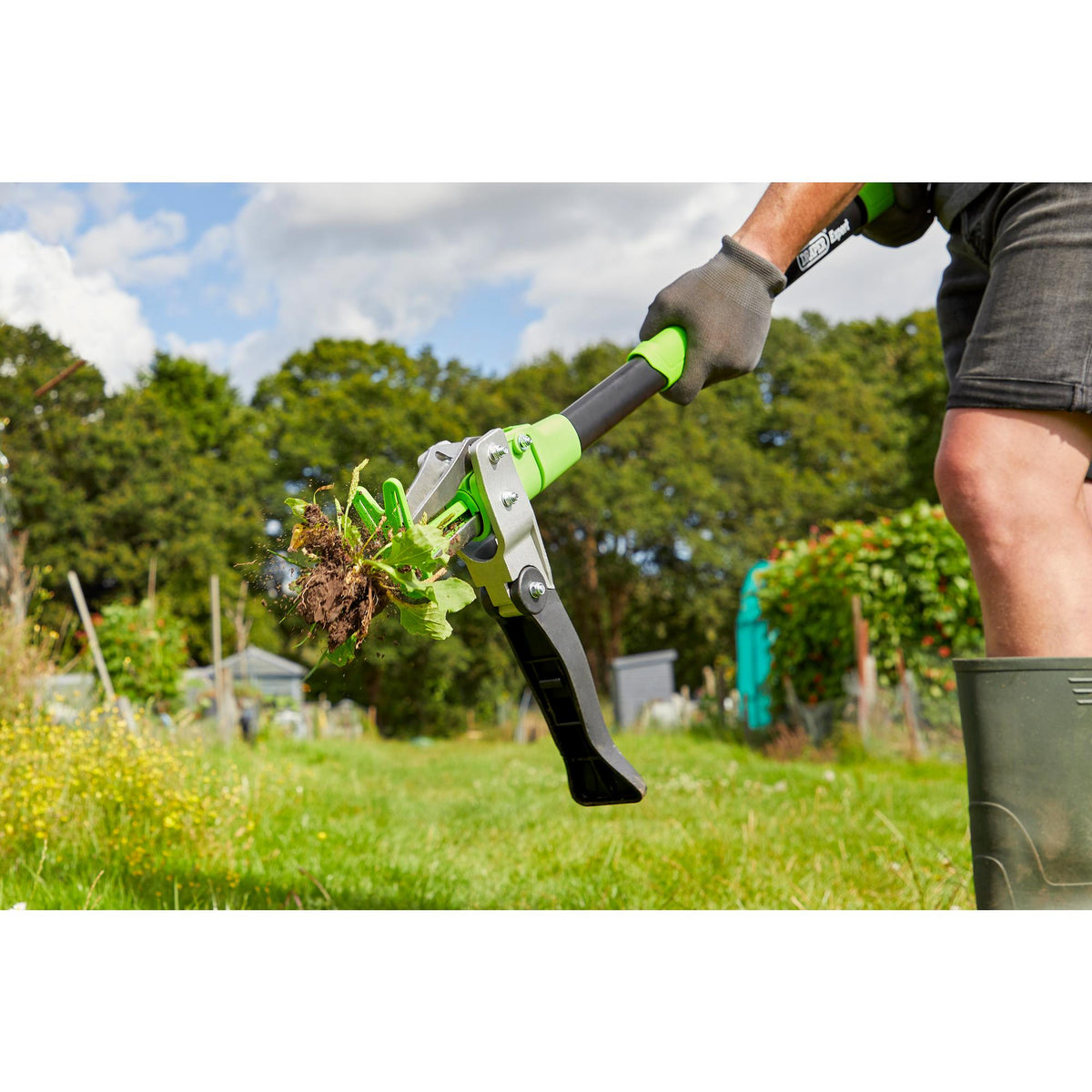 Long Handled Weed Puller: Model No. LHWP