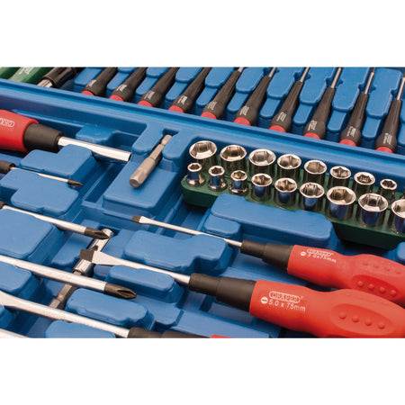 DRAPER 70 Piece Screwdriver, Socket and Bit Set: Model No.SS70