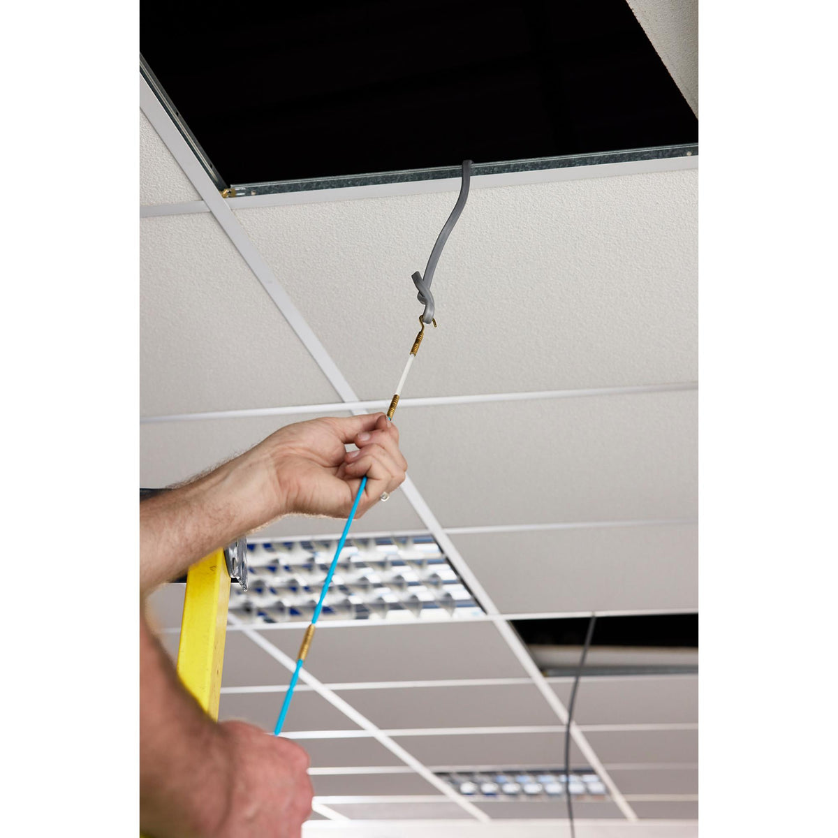 DRAPER 330mm Rod Cable Access Kit for Tool Boxes: Model No.TCAK
